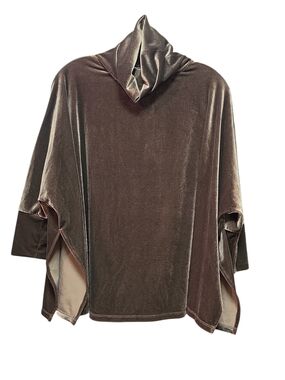 Wynne Layers Velvet Hooded Poncho Top in Taupe